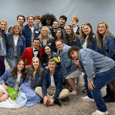 Winfield Highschool Choir's Avatar